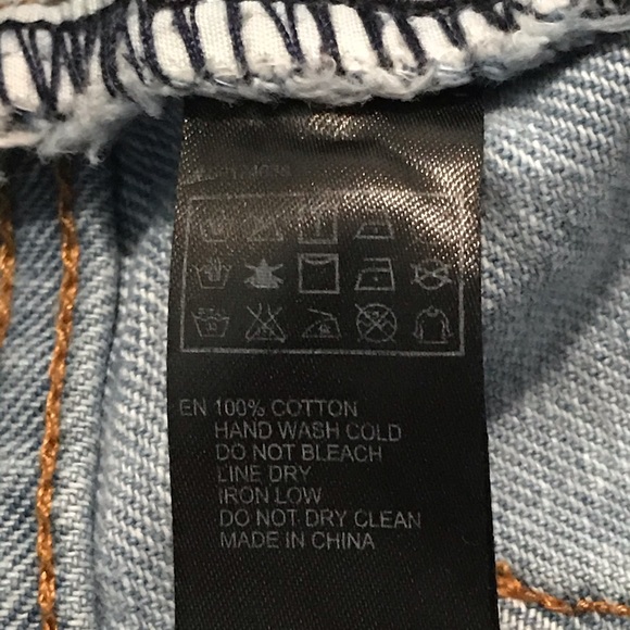 Forever 21 Distressed Shorts - Picture 8 of 8